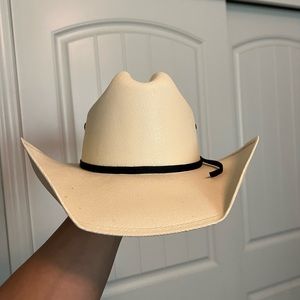 Cody James cowboy hat